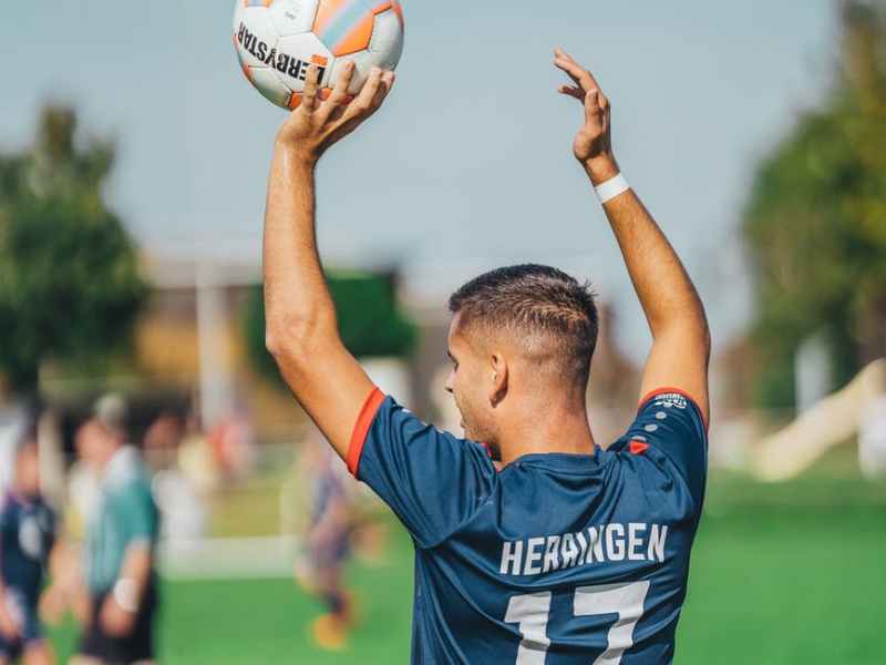 Sportovní doplňky – nezbytné sportovní&nbsp;doplňky